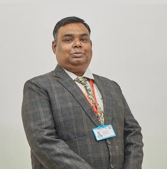 Dr. Vipul Saxena