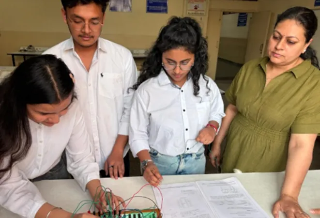 The Digital Electronics lab